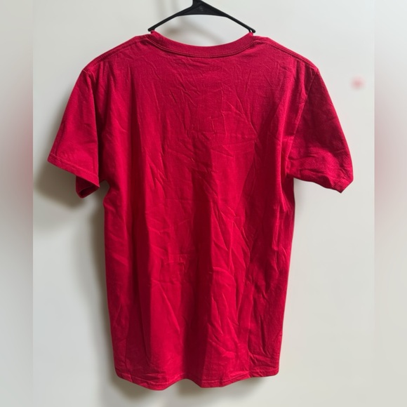 NEW Keith Haring A Very Special Christmas Red Graphic T-Shirt Unisex Pop Art - Picture 6 of 6